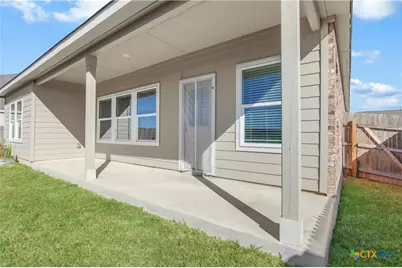 8904 James Bowie, Seguin, TX 78155 - Photo 35