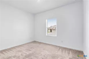 8904 James Bowie, Seguin, TX 78155 - Photo 11