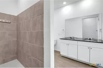 8904 James Bowie, Seguin, TX 78155 - Photo 21