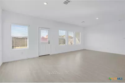 8904 James Bowie, Seguin, TX 78155 - Photo 23