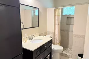 2602 Kay Dr, Victoria, TX 77901 - Photo 3