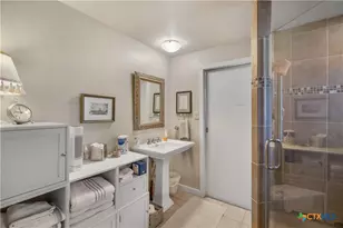 141 N Range St, Yorktown, TX 78164 - Photo 15