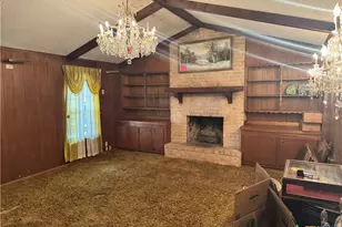 105 Pecan Dr, Victoria, TX 77905 - Photo 3