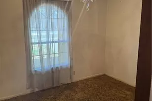 105 Pecan Dr, Victoria, TX 77905 - Photo 11