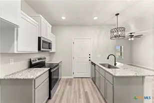 106 Leon Ln, Copperas Cove, TX 76522 - Photo 9