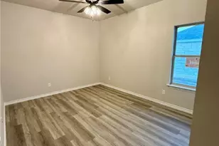 106 Leon St, Copperas Cove, TX 77523 - Photo 17