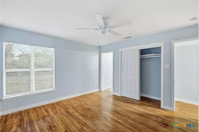 534 Cicero Drive, San Antonio, TX 78218 - Photo 21