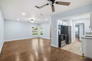 534 Cicero Dr, San Antonio, TX 78218 - Photo 9