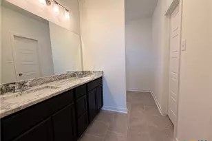 402 University Ave, Troy, TX 76579 - Photo 7