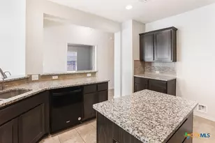 105 Leather Oak Loop, San Marcos, TX 78666 - Photo 11