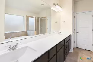 105 Leather Oak Loop, San Marcos, TX 78666 - Photo 17