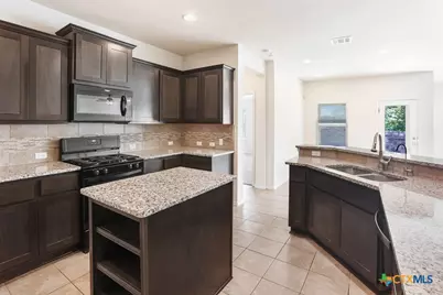 105 Leather Oak Loop, San Marcos, TX 78666 - Photo 13