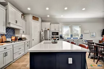 2192 August Avenue, New Braunfels, TX 78132 - Photo 11