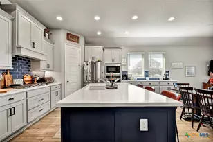 2192 August Ave, New Braunfels, TX 78132 - Photo 11