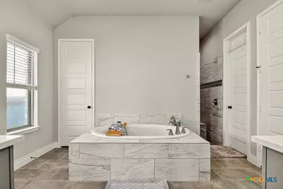 2192 August Avenue, New Braunfels, TX 78132 - Photo 25