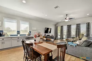 2192 August Ave, New Braunfels, TX 78132 - Photo 15