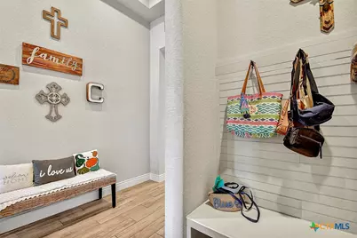 2192 August Avenue, New Braunfels, TX 78132 - Photo 9