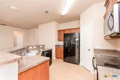 2627 Burlington, Temple, TX 76504 - Photo 5