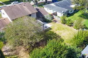 702 Brookhollow Dr, Port Lavaca, TX 77979 - Photo 23