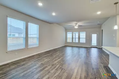 1307 Red Fox, New Braunfels, TX 78132 - Photo 9