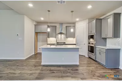 1307 Red Fox, New Braunfels, TX 78132 - Photo 7