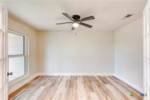 905 S Roy Reynolds Dr, Harker Heights, TX 76548 - Photo 19