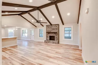 905 S Roy Reynolds Drive, Harker Heights, TX 76548 - Photo 11