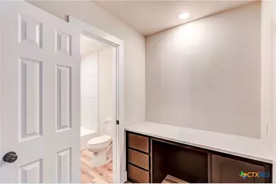 905 S Roy Reynolds Drive, Harker Heights, TX 76548 - Photo 25