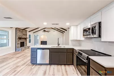 905 S Roy Reynolds Drive, Harker Heights, TX 76548 - Photo 15