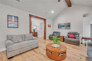 1601 Badger Ln, Lampasas, TX 76550 - Photo 5