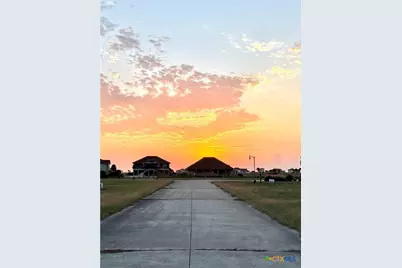 159 Chateau Way, Port O'Connor, TX 77982 - Photo 5