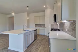 2027 Stephanie Ave, New Braunfels, TX 78132 - Photo 21