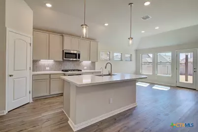 2027 Stephanie Avenue, New Braunfels, TX 78132 - Photo 19