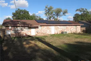 508 Wilson, Edna, TX 77957 - Photo 5