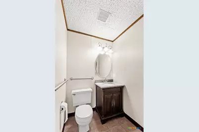 715 W Hopkins Street #101, San Marcos, TX 78666 - Photo 25