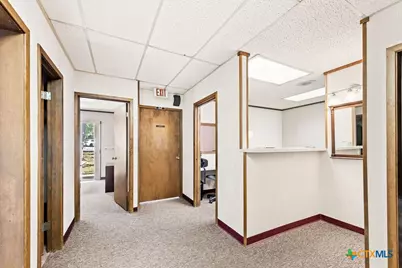 715 W Hopkins Street #101, San Marcos, TX 78666 - Photo 15