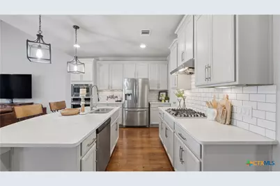 255 Bamberger Avenue, New Braunfels, TX 78132 - Photo 7