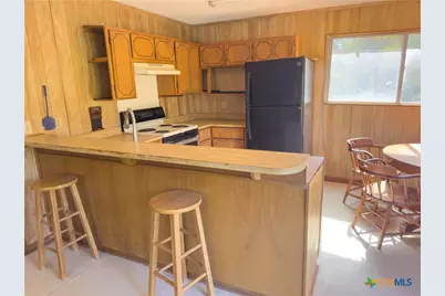 587 Guadalupe River Drive, Tivoli, TX 77990 - Photo 13