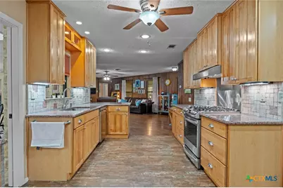 102 Zornia Drive, San Antonio, TX 78213 - Photo 11