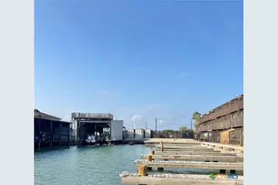 454 S 15th Street, Port O'Connor, TX 77982 - Photo 5