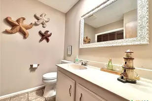 454 S 15th St, Port O'Connor, TX 77982 - Photo 13