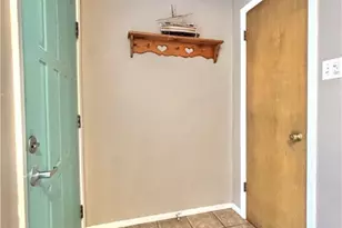 454 S 15th St, Port O'Connor, TX 77982 - Photo 11