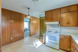 207 W Welton Ave, Temple, TX 76501 - Photo 5