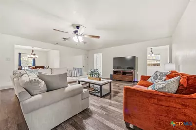 1227 E Avenue H, Nolanville, TX 76559 - Photo 3