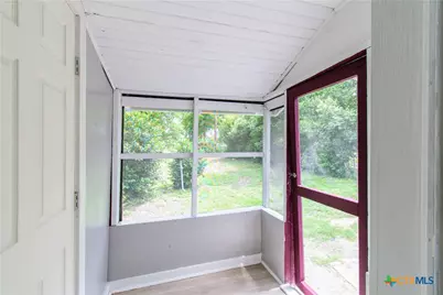 716 E Avenue A, Temple, TX 76501 - Photo 9