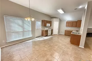 2254 Hidden Meadow, New Braunfels, TX 78130 - Photo 5