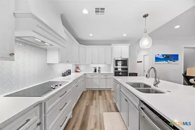 10317 Fallen Leaf Drive, Waco, TX 76712 - Photo 13