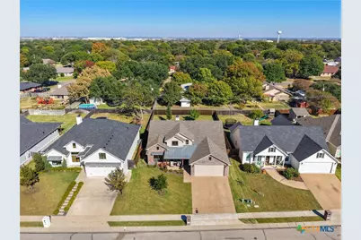 10317 Fallen Leaf Drive, Waco, TX 76712 - Photo 3
