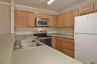 1821 Post Rd, New Braunfels, TX 78130 - Photo 3