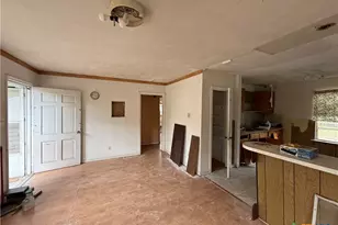 119 Runnels St, Port Lavaca, TX 77979 - Photo 9